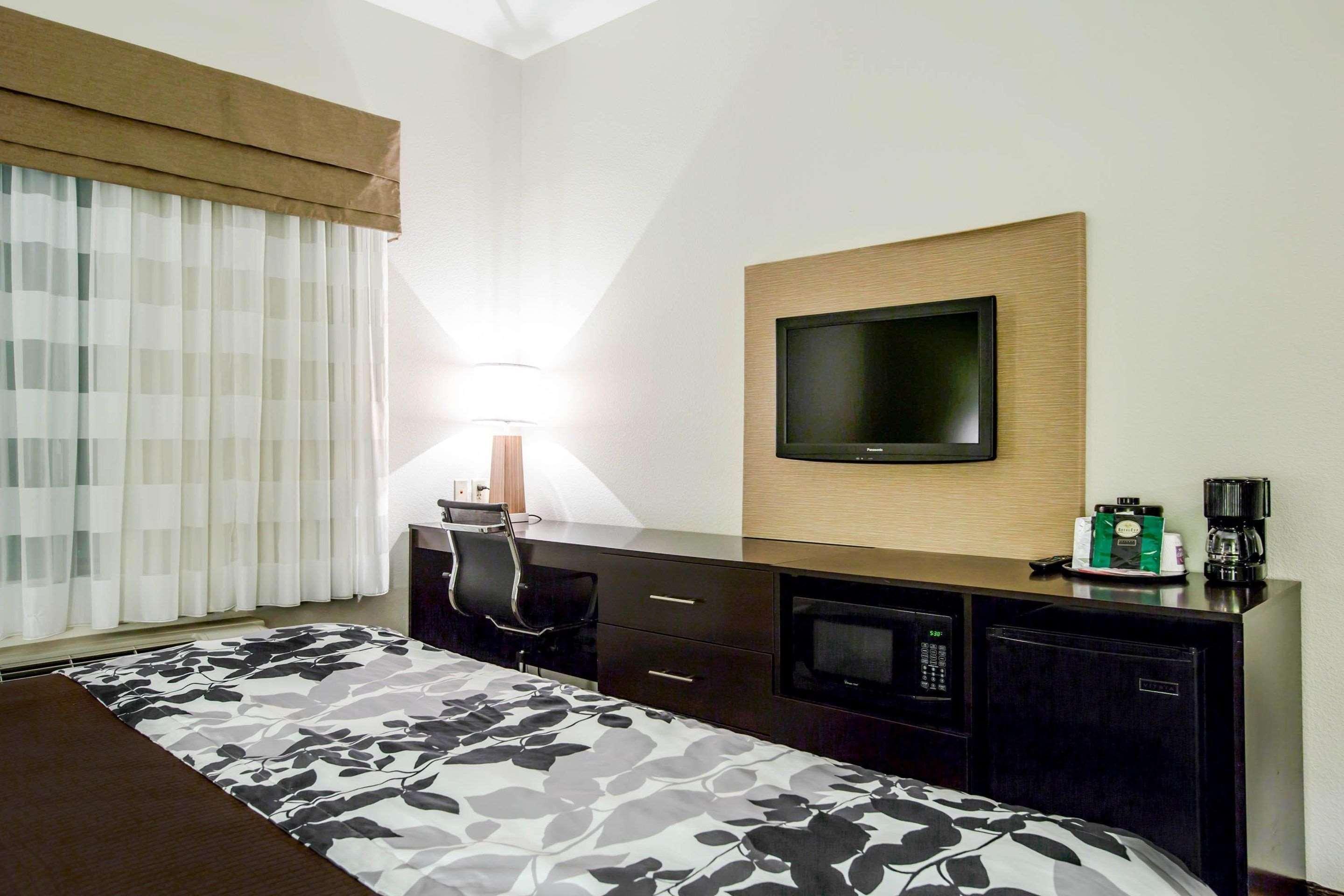 Sleep Inn & Suites Marion - Military Institute Buitenkant foto