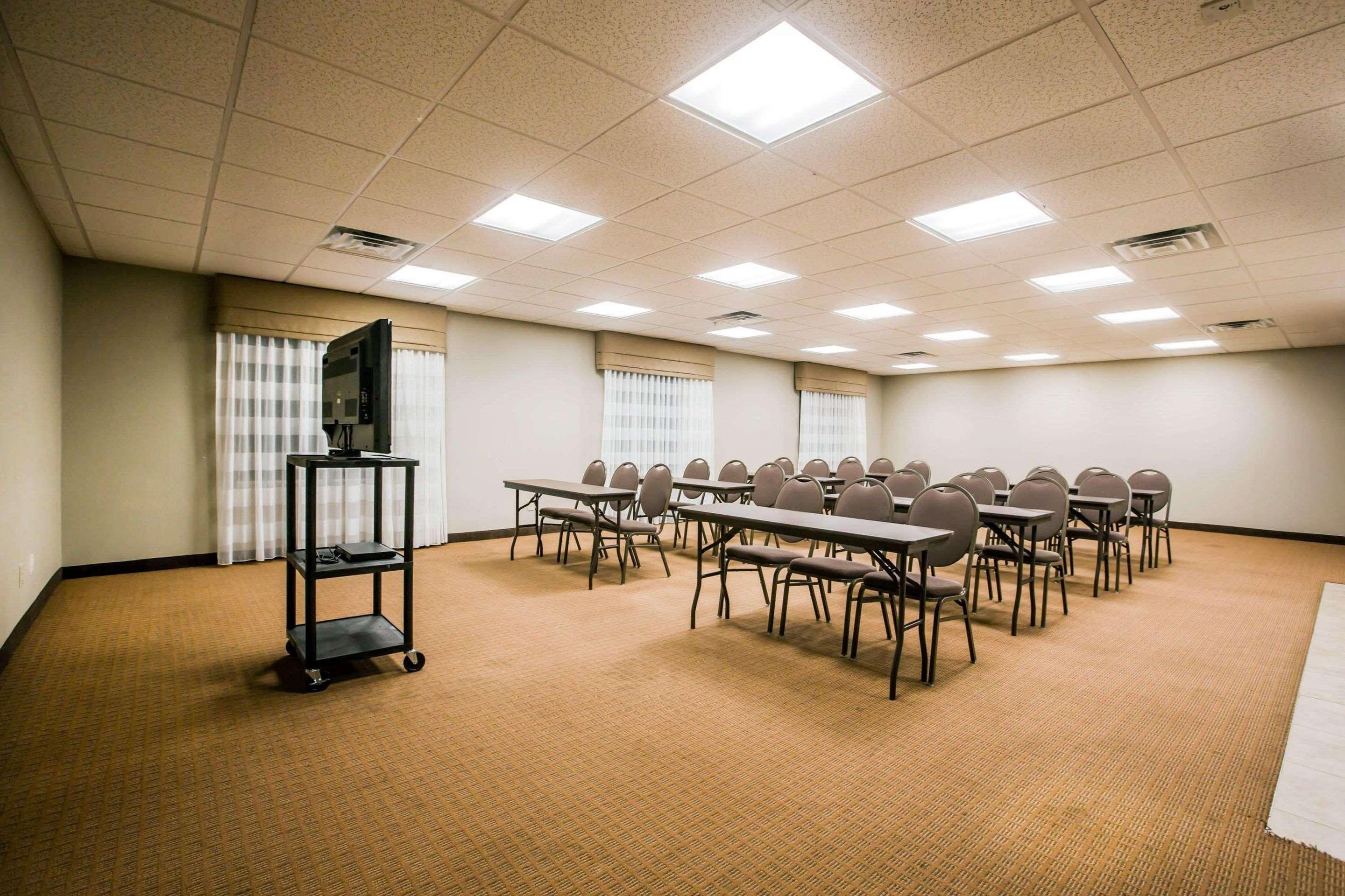 Sleep Inn & Suites Marion - Military Institute Buitenkant foto